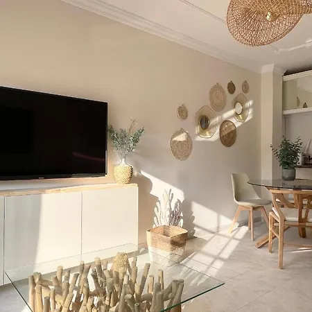 Casa Del Sol - With Office Space Apartment