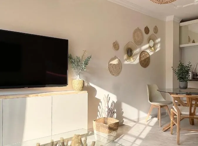 Casa Del Sol - With Office Space Apartment